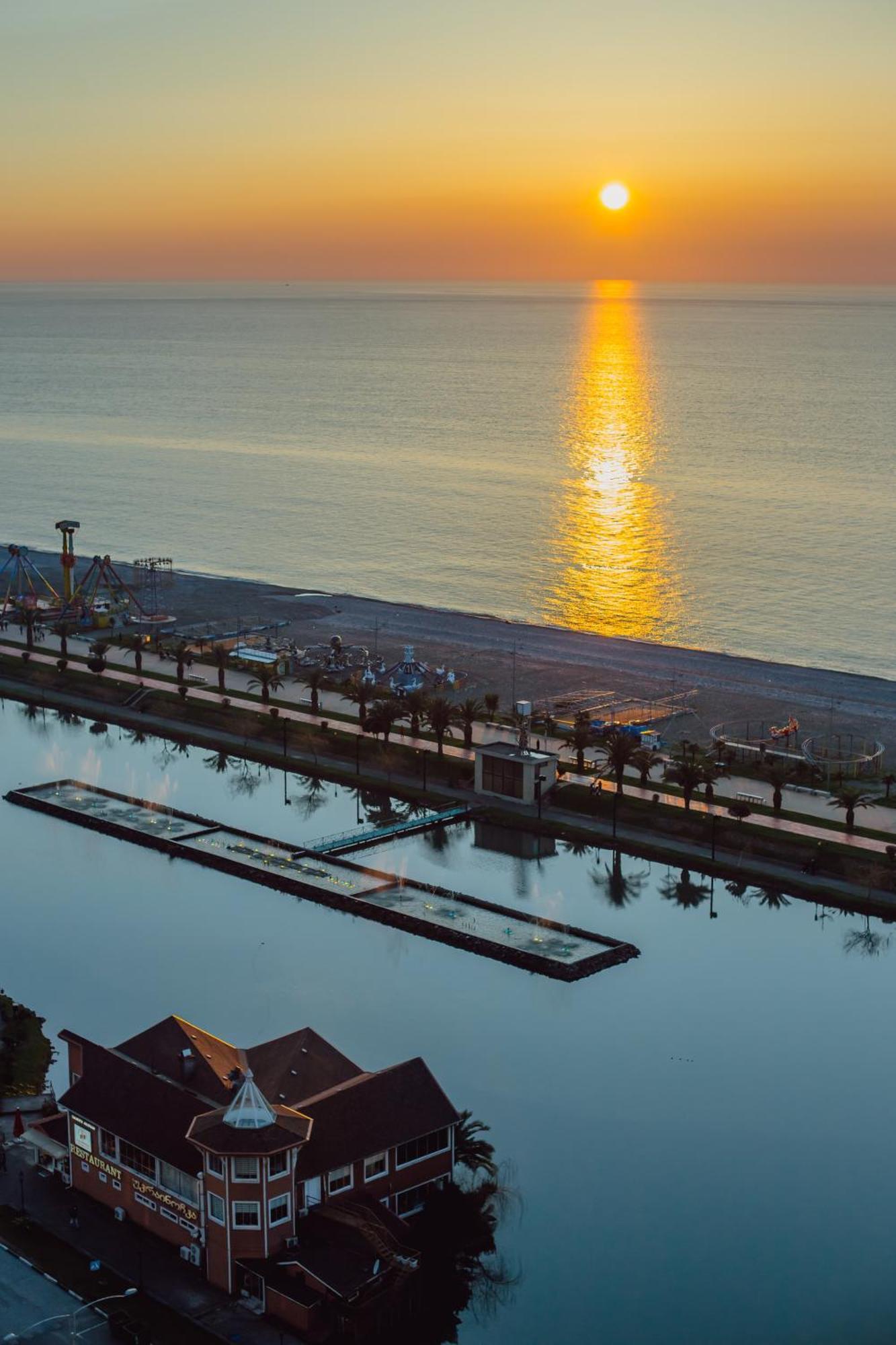 Batumi Deluxe Apartments Eksteriør bilde
